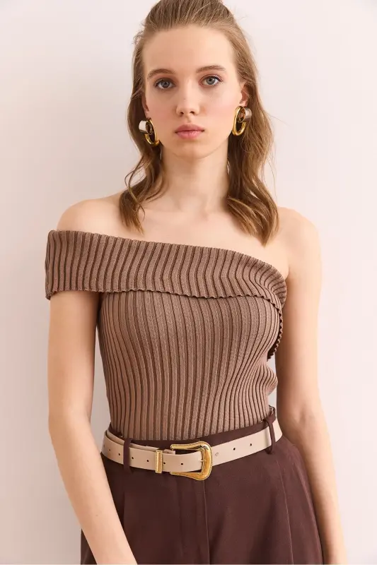 Kadın Vizon Tek Omuz Detaylı Fitilli Triko Bluz BLZ-19002897-Vizon - 3