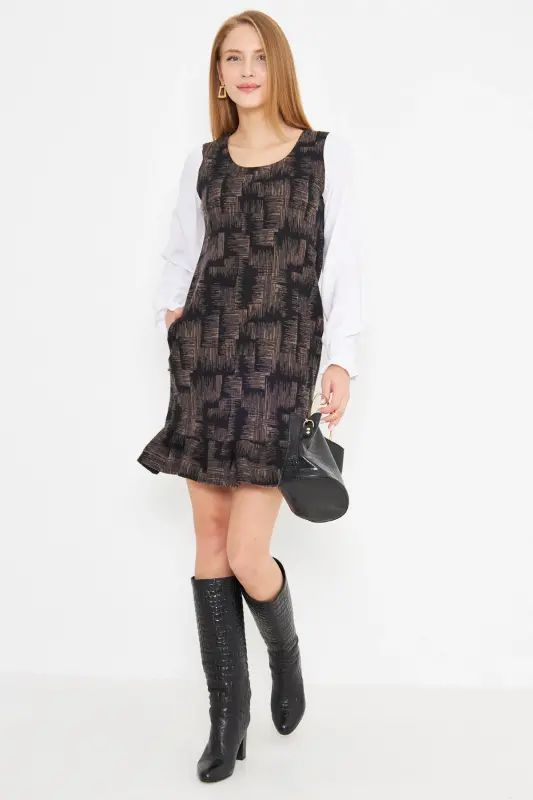 Kadın Vizon U Yaka Eteği Fırfır Detaylı Uzun Kol Cepli Elbise ARM-25K001052-Vizon - 1