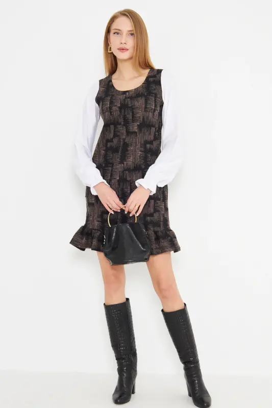 Kadın Vizon U Yaka Eteği Fırfır Detaylı Uzun Kol Cepli Elbise ARM-25K001052-Vizon - 2