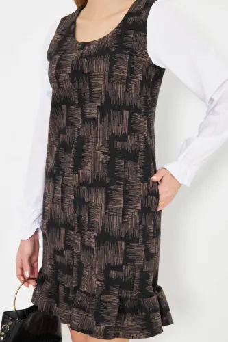 Kadın Vizon U Yaka Eteği Fırfır Detaylı Uzun Kol Cepli Elbise ARM-25K001052-Vizon - 4