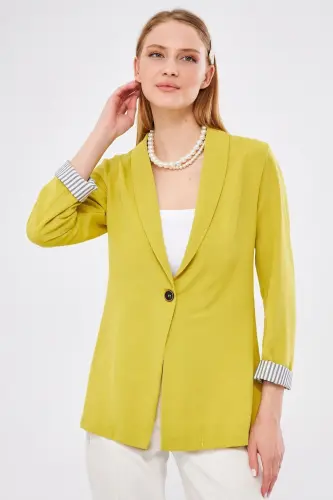 Kadın Yağ Yeşili Kol İçi Çizgili Tek Düğmeli Ceket ARM-22K001122-Yağ Yeşili - ARMONIKA (1)