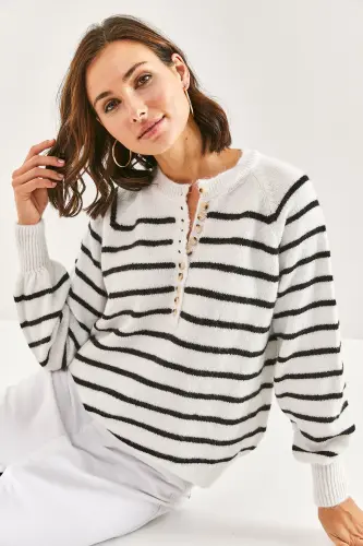 Kadın Yakası İlikli Balıkçı Yaka Çizgili Triko Kazak 20223207-Optik Beyaz - 7