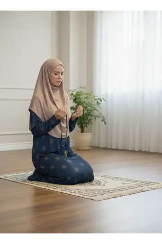 Kadın Yeni Desenli Pratik Tek Parça Kaymaz Başörtülü Kolay Giyilebilen Namaz Elbisesi -Çantalı_2312 - 00567 Lacivert Bej - 3