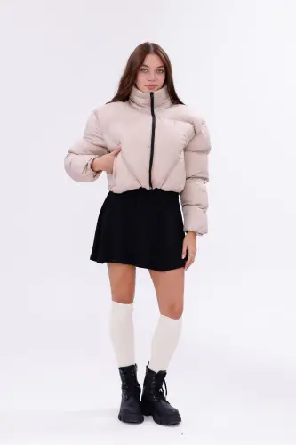 Kadın Yeni Sezon Çapraz Dikişli Kışlık Mont Lastik Detaylı Crop-Bejcropmont1 