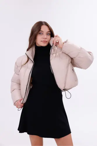 Kadın Yeni Sezon Çapraz Dikişli Kışlık Mont Lastik Detaylı Crop-Bejcropmont1 - 6