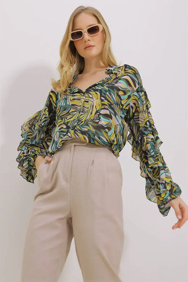 Kadın Yeşil Hakim Yaka Kolları Volanı Desenli Şifon Gömlek ALC-X11478-YEŞİL - 4