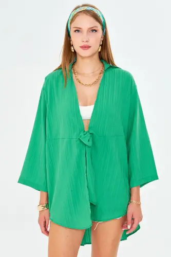 Kadın Yeşil Kendinden Çizgili Önden Bağlamalı Kimono Gömlek ARM-24Y001101-Yeşil - 4