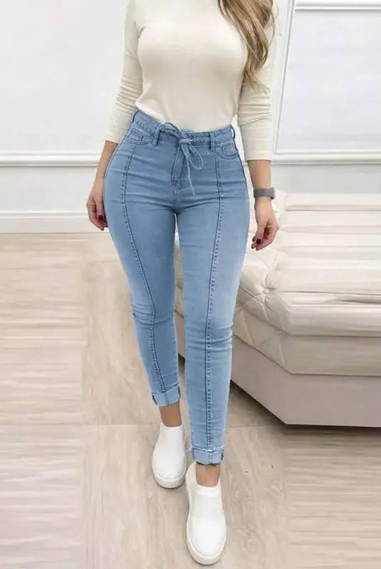 Kadın Yüksek Bel Belden Kuşaklı Yırtık Detaylı Kot Pantolon - 1