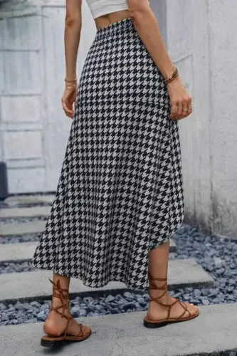 Kadın Yüksek Bel çiçek Desenli önü Asimetrik Detaylı Uzun Süprem Etek - BÜYÜKBEDENIZ (1)