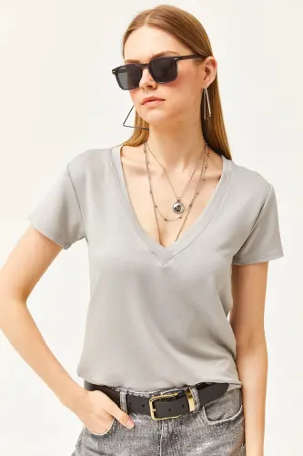Kadın Yunus Gri Derin V Yaka Modal Tuşeli Tişört TSH-19000773-Yunus Gri - 3