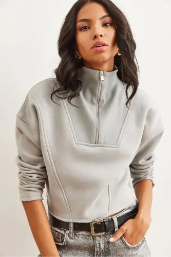 Kadın Yunus Gri Dik Yaka Fermuarlı Şardonlu Crop Kalın Sweatshirt SWT-19000696 - Yunus Gri - 3