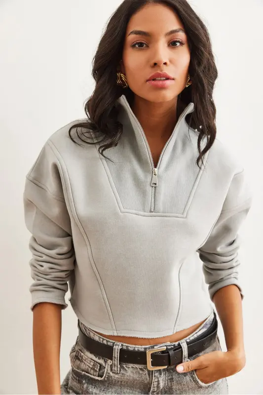 Kadın Yunus Gri Dik Yaka Fermuarlı Şardonlu Crop Kalın Sweatshirt SWT-19000696 - Yunus Gri - OLALOOK