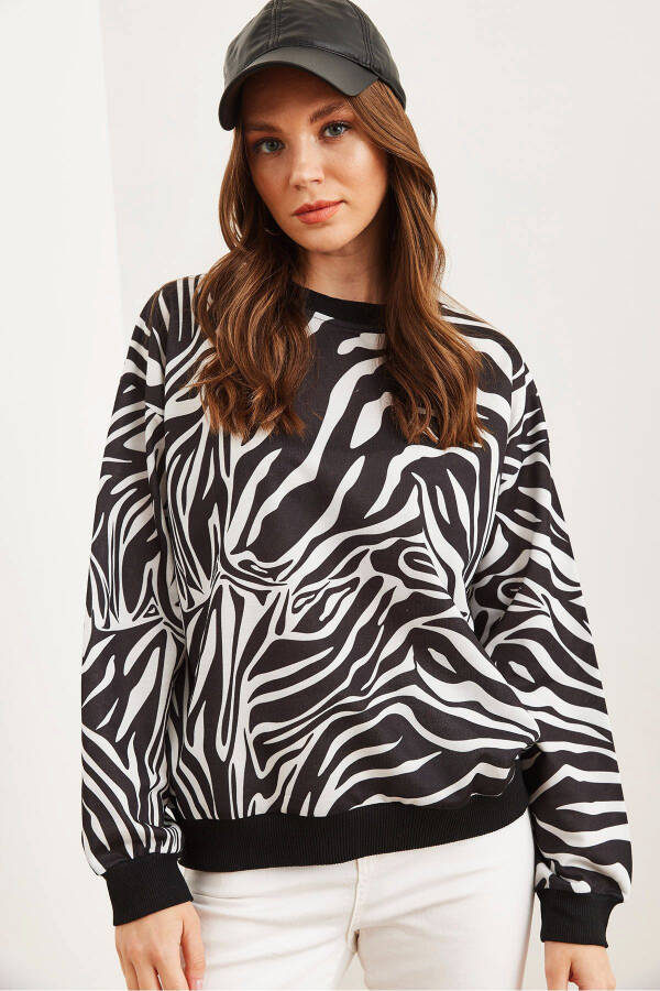 Kadın Zebra Basic Yumuşak Dokulu Salaş Sweatshirt SWT-19000457 - Zebra - 2