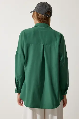 Kadın Zümrüt Yeşili Oversize Uzun Basic Gömlek 3900 DD00842-Zümrüt Yeşili - HAPPINESS İSTANBUL (1)