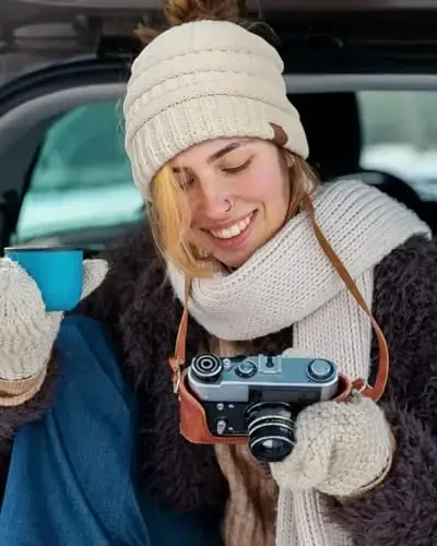 Hat Hut Satin Lined Beanie Hat for Women Silk Lined Winter Hat for Curly Hair Ponytail Beanie Messy Bun Knit Skull Cap - 3