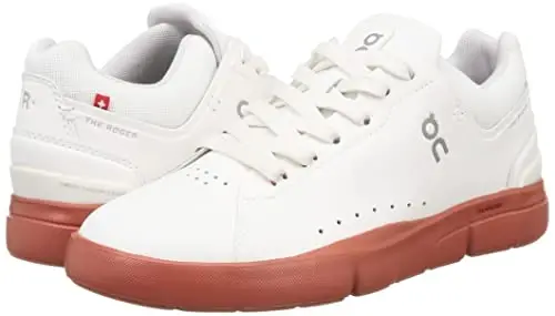 On Women's The Roger Advantage Sneakers - 7
