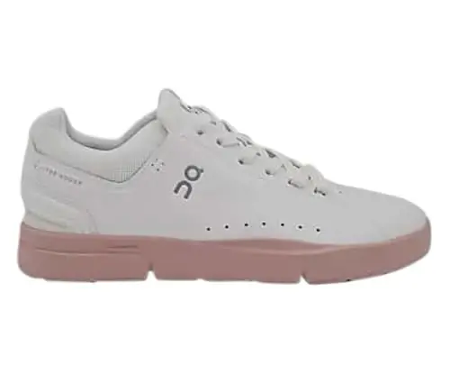 On Women's The Roger Advantage Sneakers - 1