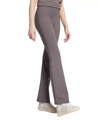 Women's Essentials Small Logo Flared Leggings-Grestr/whi 