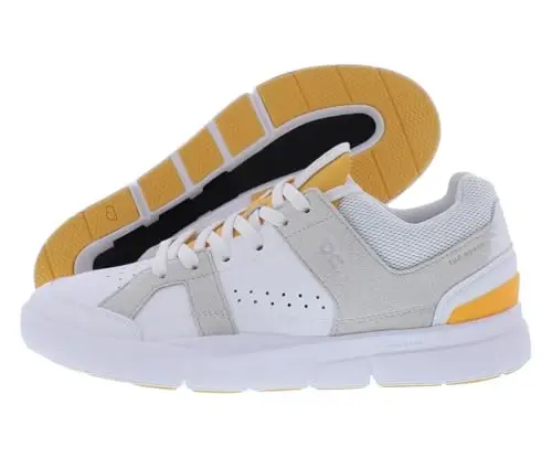 On Women's The Roger Advantage Sneakers 