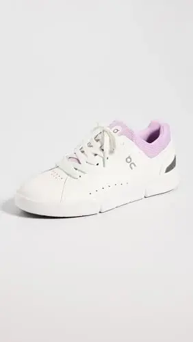 On Women's The Roger Advantage Sneakers - 2