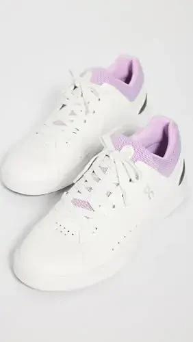 On Women's The Roger Advantage Sneakers - 4