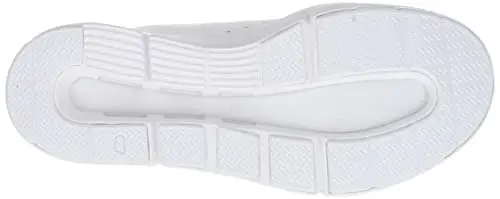 On Women's The Roger Advantage Sneakers - 4