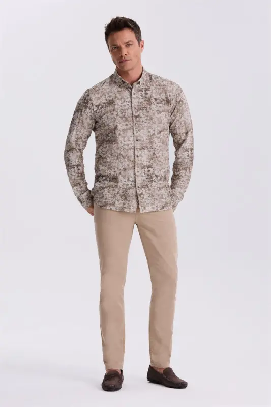 Kahve Desenli Düğmeli Yaka Comfort Fit Gömlek - 2