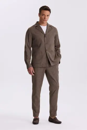 Kahve Slim Fit Apaş Yaka Keten Karışımlı Çift Yırtmaçlı Çizgili Takım Elbise - 1