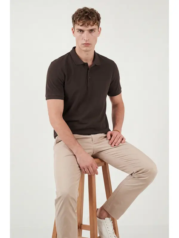 Kahverengi % 100 Pamuk Regular Fit Düğmeli Erkek Polo Yaka Tişört 5902127-Kahverengi - 3
