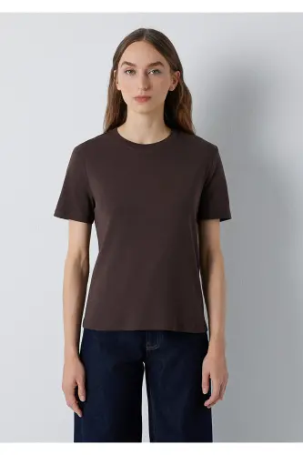 Kahverengi Basic Tişört Semi Slim Fit / Yarı Dar Kesim 1612916-70251 - Kahverengi - 3