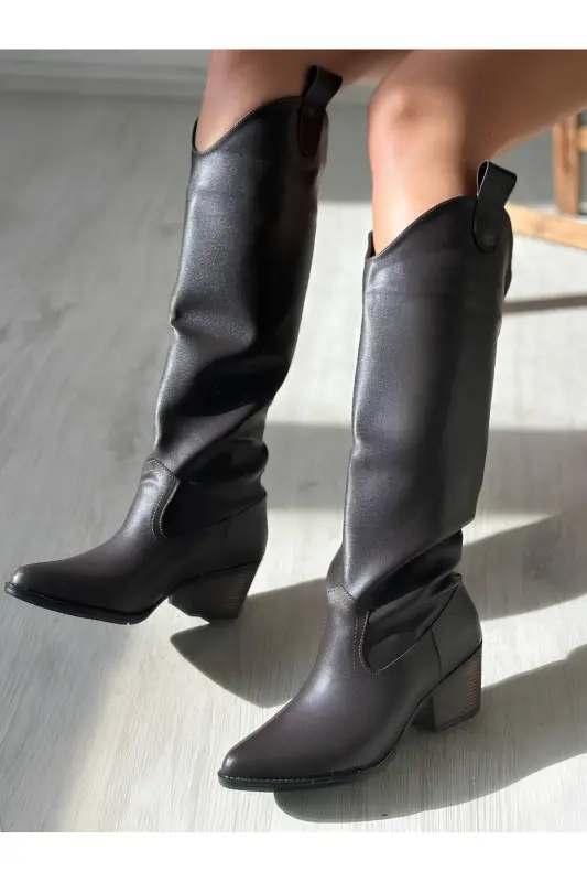 Kahverengi Deri Western Tarzı Dizaltı Uzun Kadın Çizme-Kahverengi - SHOEBOURNE