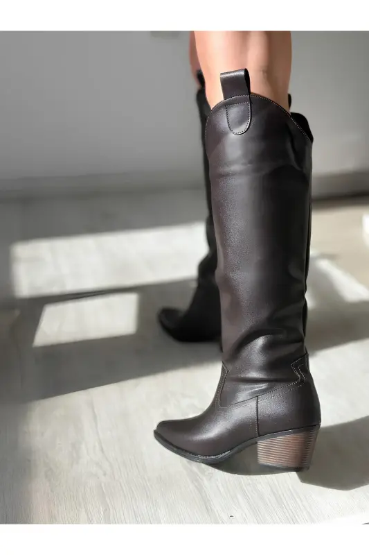 Kahverengi Deri Western Tarzı Dizaltı Uzun Kadın Çizme-Kahverengi - 5