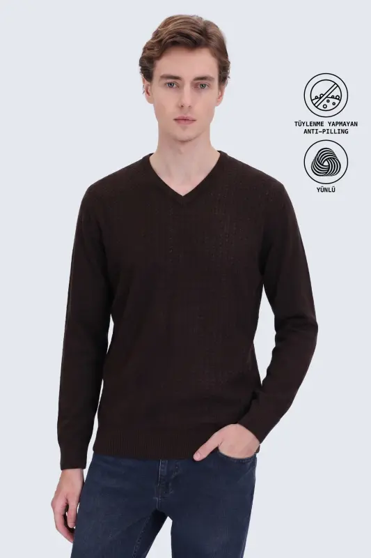 Kahverengi Regular Fit Jakarlı V Yaka Yünlü Triko Kazak - Kahverengi-03 - 1