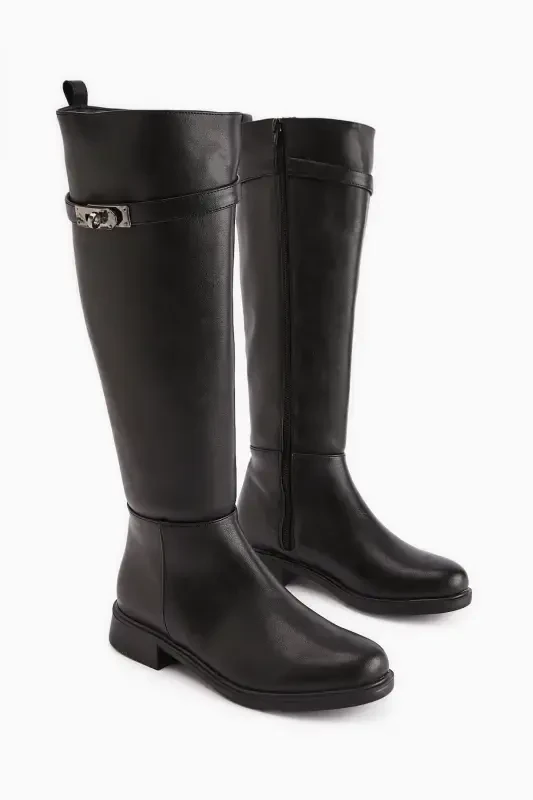 Kanako Black Zippered Short Heeled Women's Boots-Black - 1