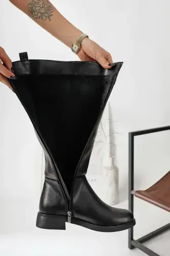 Kanako Black Zippered Short Heeled Women's Boots-Black - 6