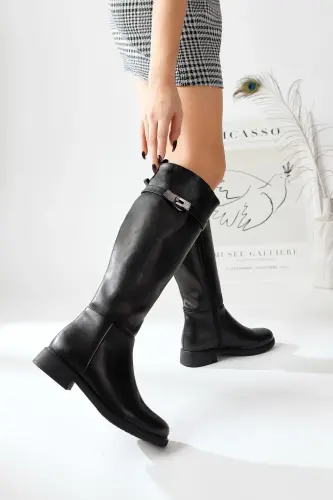 Kanako Black Zippered Short Heeled Women's Boots-Black - 6