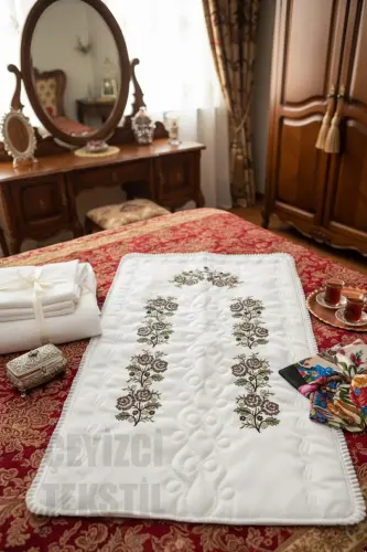 Kanaviçe Işlemeli Etamin Kumaş Tek Seccade - Krem - Krem - Kahve - 1