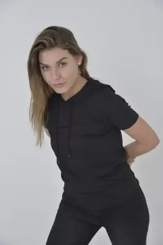 Kapşonlu Slim Fit T-shirt - Siyah - BÜYÜKBEDENIZ (1)