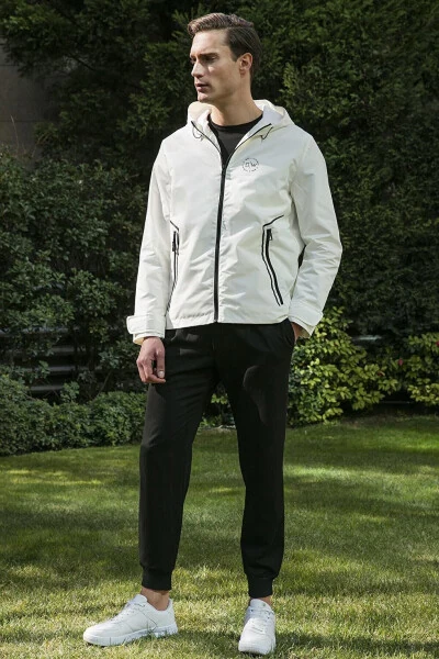 Beyaz Kapüşonlu Fermuarlı Regular Fit Mevsimlik İnce Erkek Mont 497LUKE-Beyaz - 17