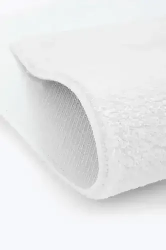 Kar Beyaz Post Dokuma Halı Peluş Tavşan Tüyü Hissi Antibakteriyel-Kar Beyaz - 4