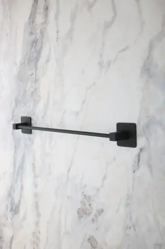 Kare Yapışkanlı Uzun Havluluk Tuvalet Kağıtlığı Square Serisi - Siyah - 6