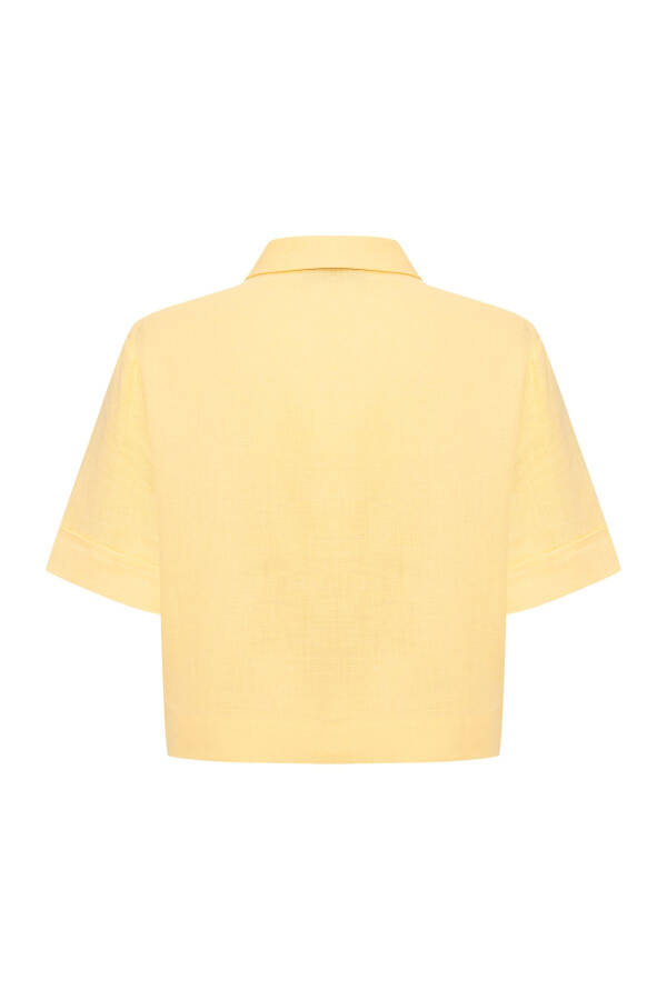 Kashi bilan logotipli ko'ylak - 8