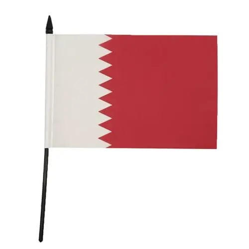 Qatar Table Flag 5'' x 8'' - Qatari Desk Flag 21 x 14 cm. - Black plastic stick and base - AZ FLAG - AZ FLAG (1)