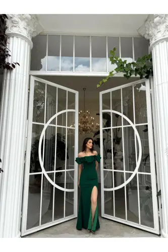 Katre Yaka Fırfırlı Yırtmaçlı Abiye 582834 - ZÜMRÜT - 3