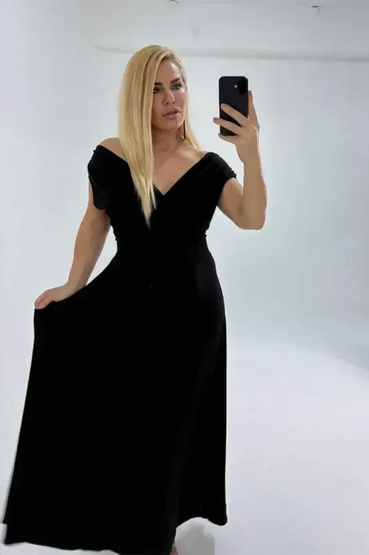 Katta o'lchamli Karmen yoqali elastik va likrali qora uzun kechki libos GLS07 - 4