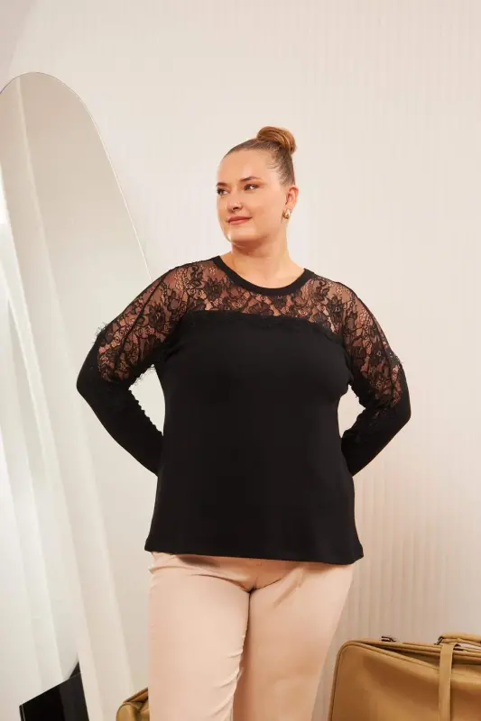 Katta oʻlchamli krujeva detallari bluzasi qora - 4