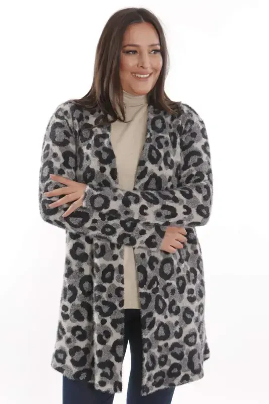 Katta o'lchamli kulrang leopard naqshli kardigan - 1