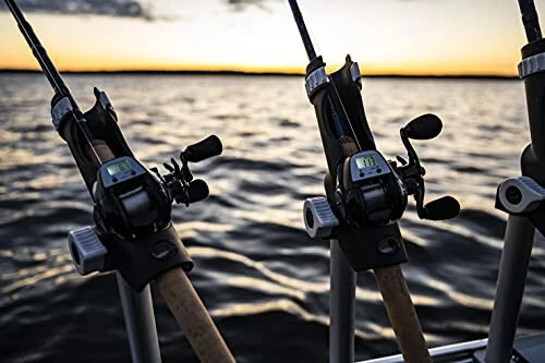 Катушка для спиннинга Abu Garcia Max Digital Line Counter Low Profile Baitcast, размер LP (1498727), карбоновый звездчатый тормоз, максимальный вес 20 фунтов | 9,0 кг, прочная, легкая и прочная, черная - 5