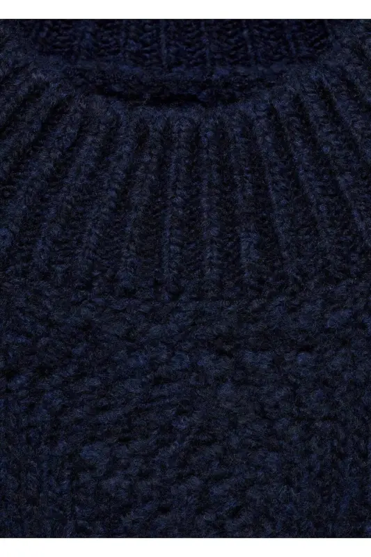Kazakh ---Navy blue - 7