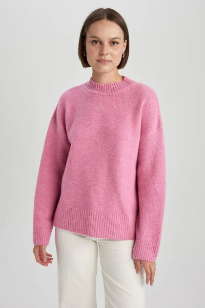 Kengaytirilgan kesim yarim baliqchi yoqali triko ko'ylagi - 3